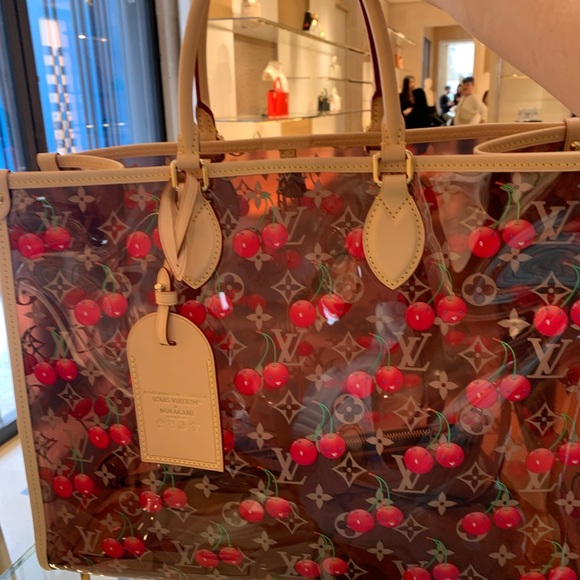 - Louis Vuitton Cherry Print Tote Bag Louis Vuitton Limited edition 2025 - Picture 1 of 17